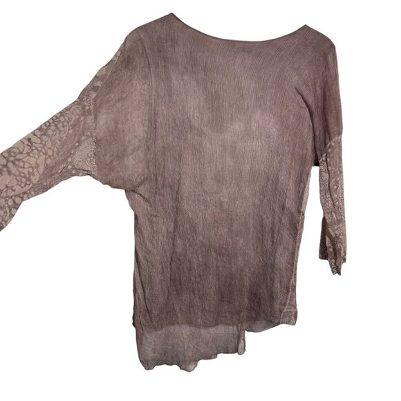 Tempo Paris Womens size Medium Asymmetric Hem dolman sleeve top taupe semi-sheer - Picture 4 of 7
